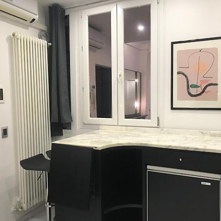 Studio Apartment Santa Caterina Болоня Екстериор снимка