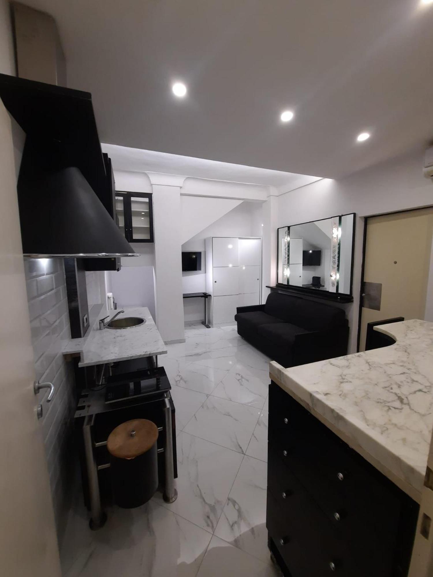 Studio Apartment Santa Caterina Болоня Екстериор снимка