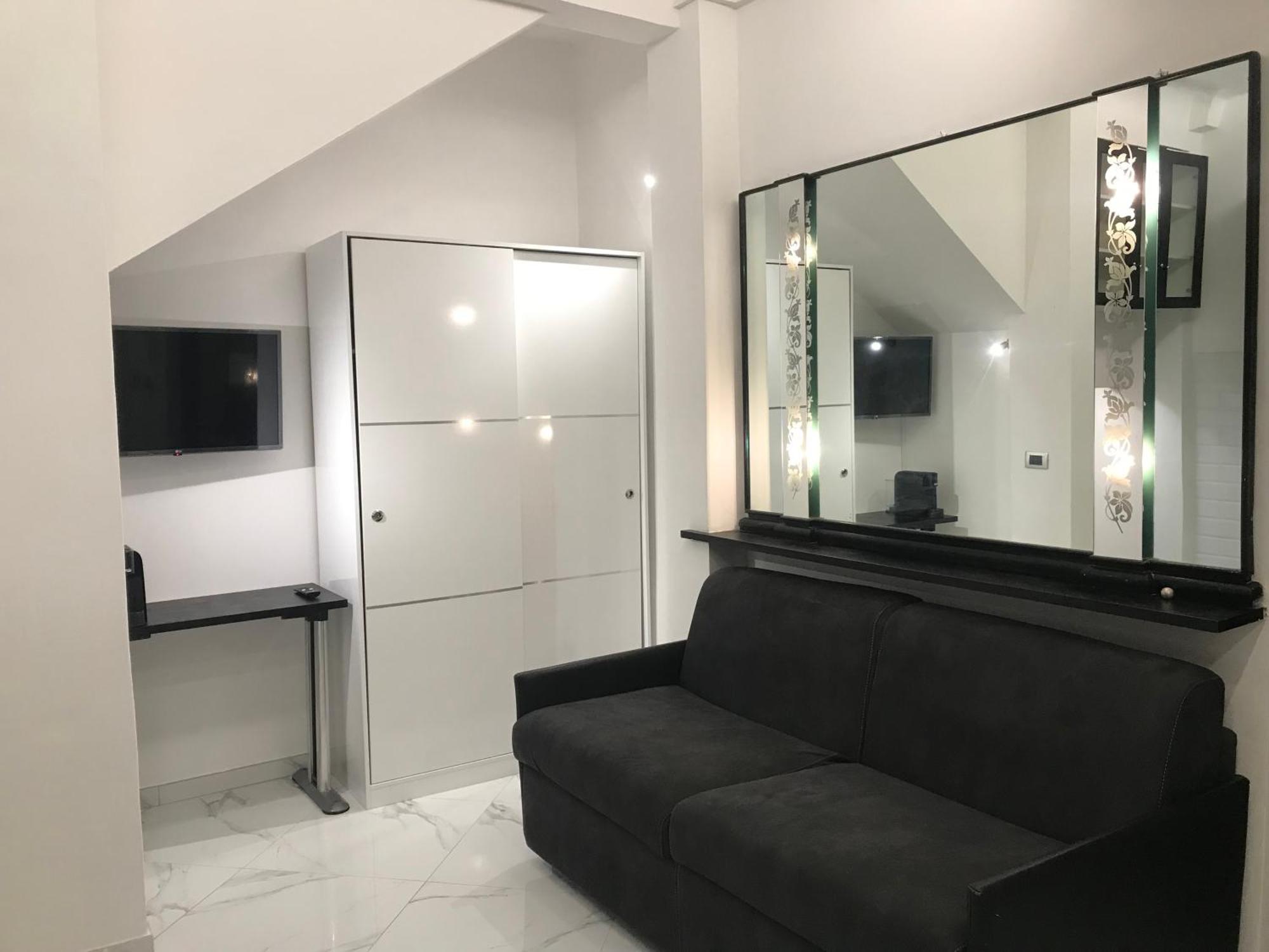 Studio Apartment Santa Caterina Болоня Екстериор снимка